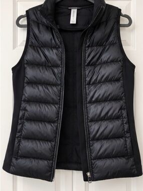 FABLETICS Lightweight Quilted Zip-Front Vest - Black